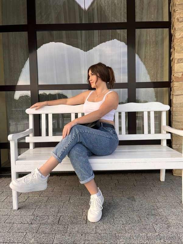 It’s not complicated. I see the camera, and you get this vie..