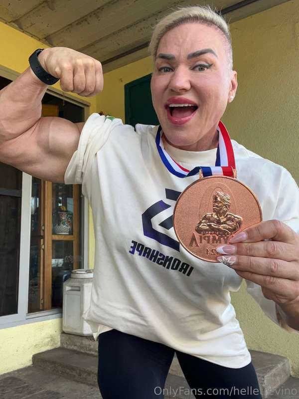 helletrevino image #0