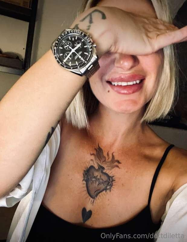 Ciao, sono @lovenoir 🖤Sono una MILF italianabionda e tutta T..