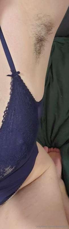 do you like hairy pits?