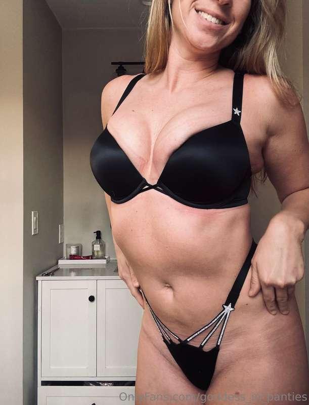 C L A I M E D I am getting rid of my black satin shine strap..