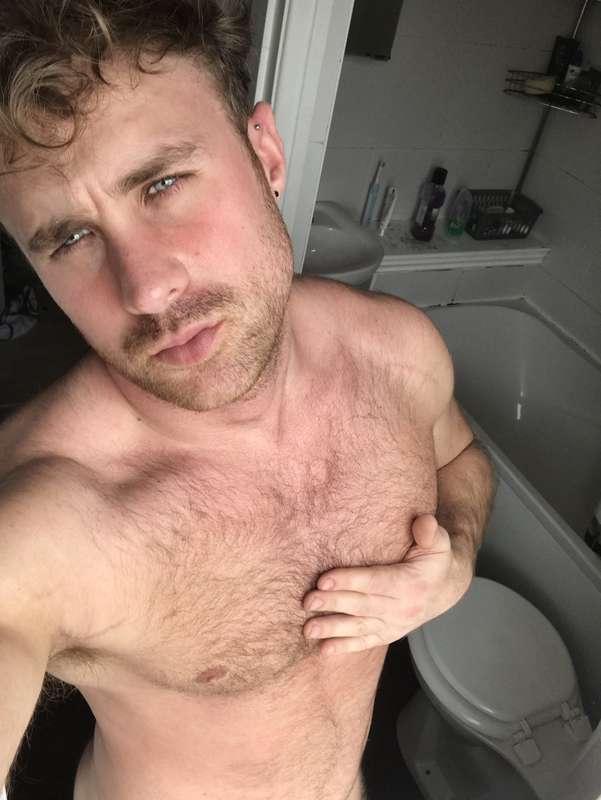 Touch me quick 😲