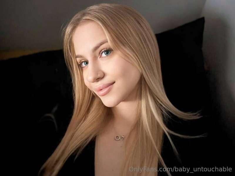 🥰Free subscription @sindy_haze 🥰 This cutie with angelic fac..