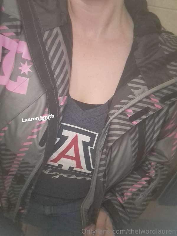 Snuck into a bathroom during a school tour. Felt cute. Might..