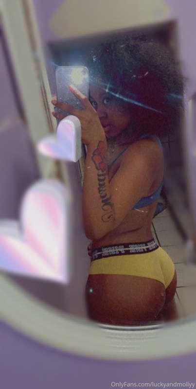 Tip me and I’ll take one while no under wear on 💦😳