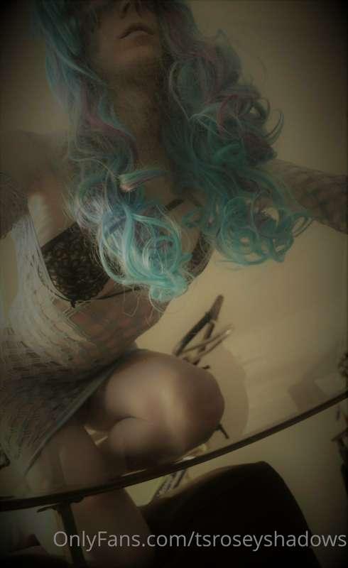 tsroseyshadows image #0