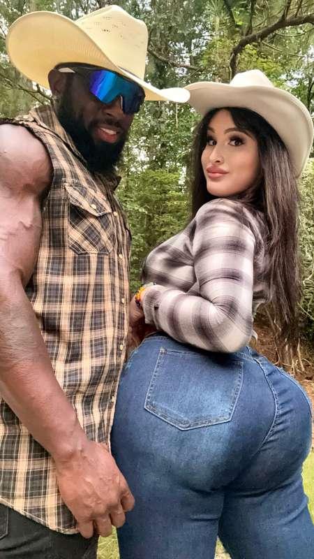 BBC BULL COWBOY 🤠Getty up! This is one of my favorites, one ..