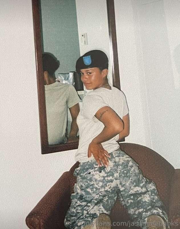 Happy Veterans Day!!! Did y’all know I served in the United ..