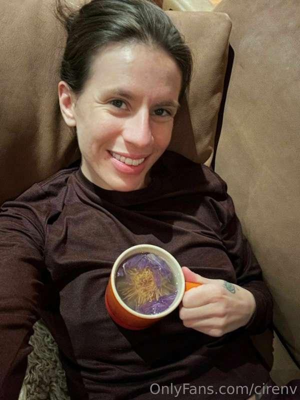I’ve got a galaxy 🌌 in my ☕️ cup.