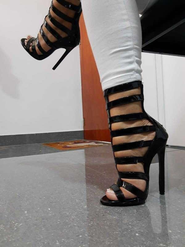 canelafeet1 image #5