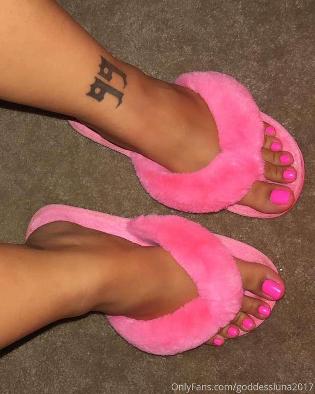 it’s the pink for me🥵🥵