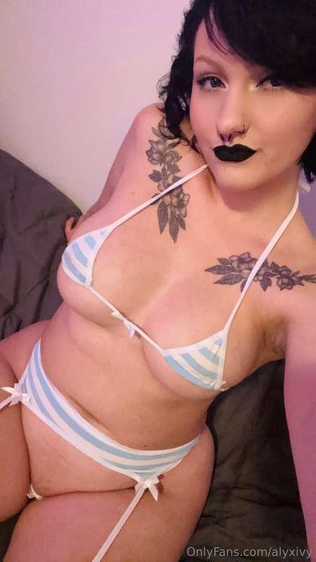 Barely fits, but that’s okay right~?