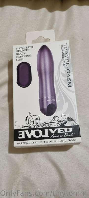 I finally got a new vibe!!
I coulda saved like $40 if I boug..