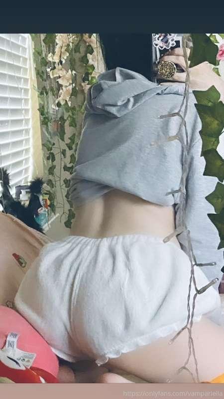 :3