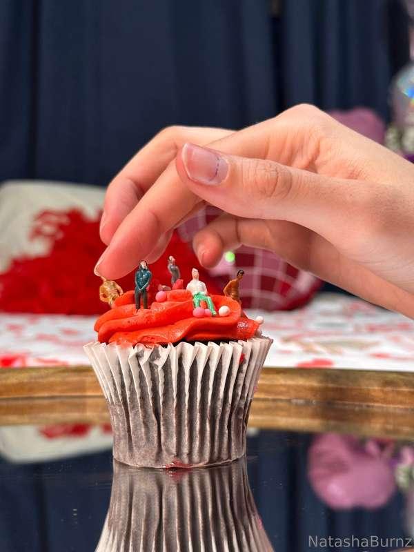 Something for my tinies ;) a cupcake full of tinies for Gian..