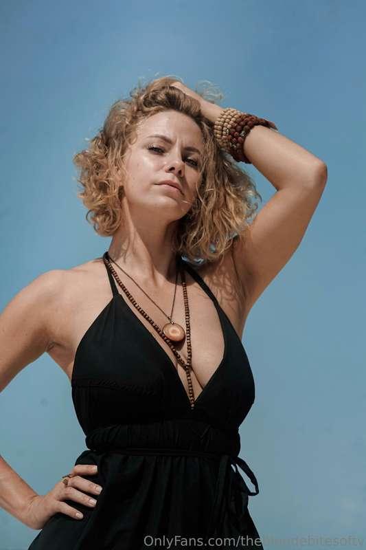 Flirting level: Expert. Proceed with caution. 😏 Follow my VI..