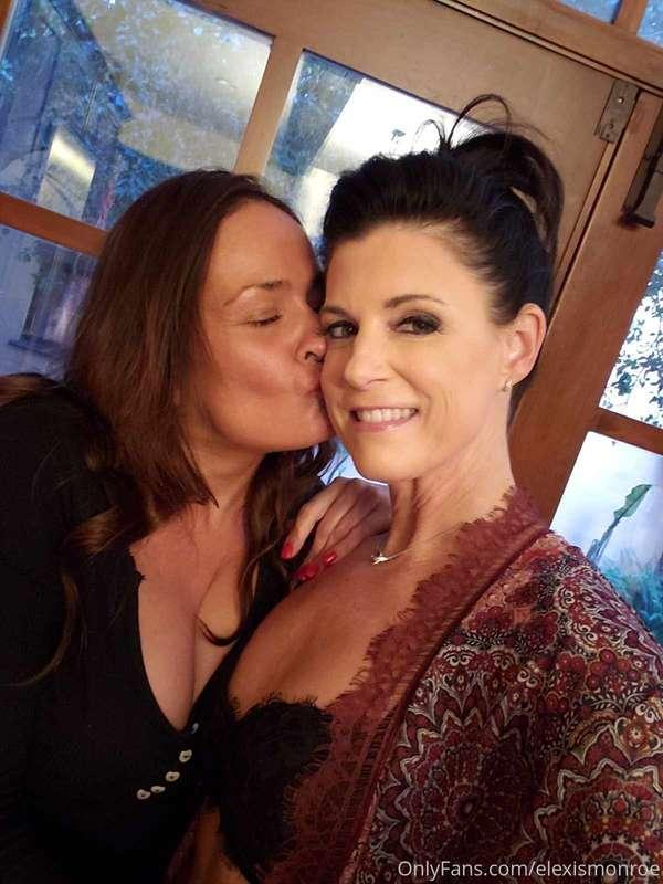 The one and only 😍😍😍😍 #queens #reunion #milfs #history