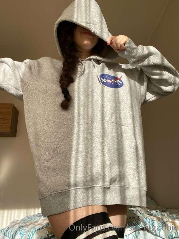 Do you think these pics would help my application for a job ..