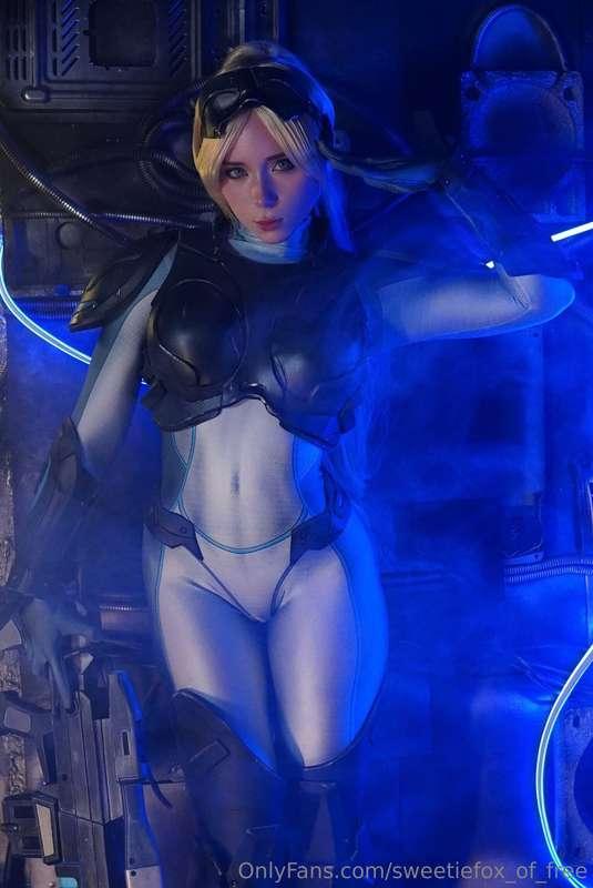 I'll be taking this tight outfit off soon... Do you want to ..