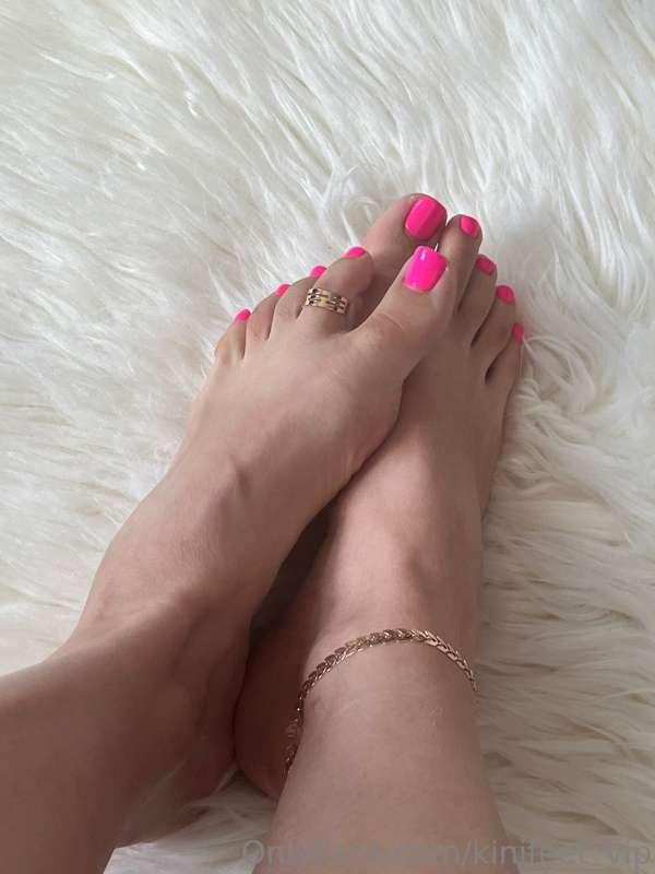 My feet are for you