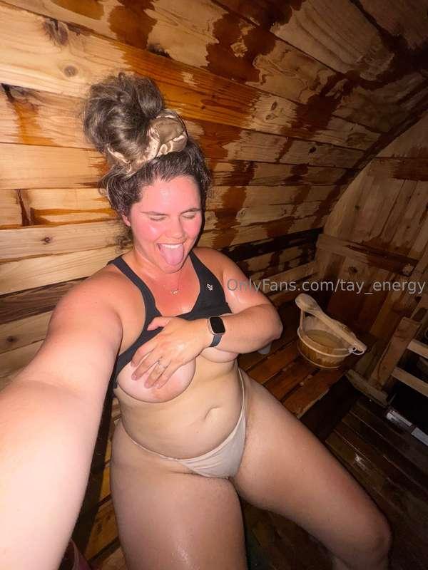 hot, naughty & unbothered 😈 