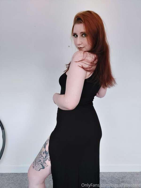 God, I just really fuckin love this dress.