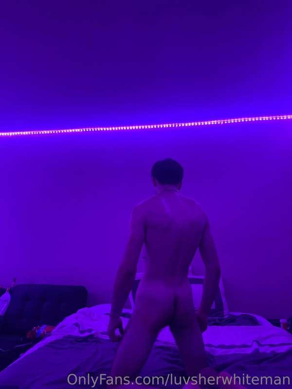 You like my ass don’t you?🍑🫣