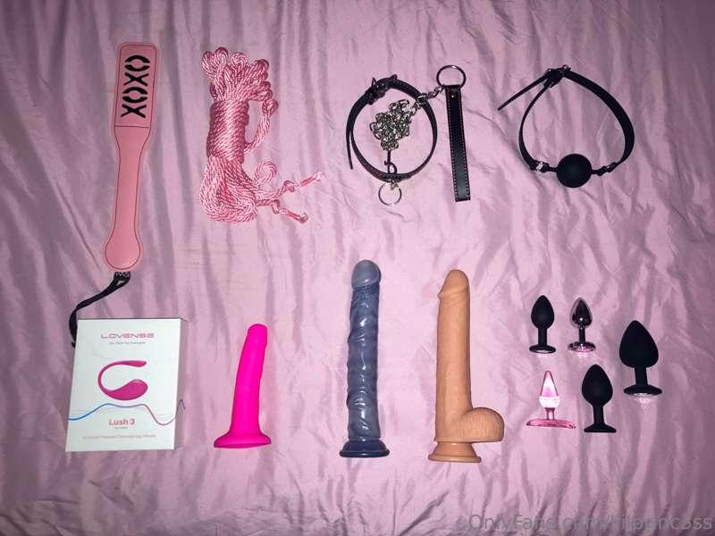 Take your pick! ⛓️🎀💎💟