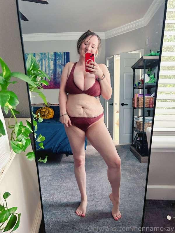 happy milf monday 😋