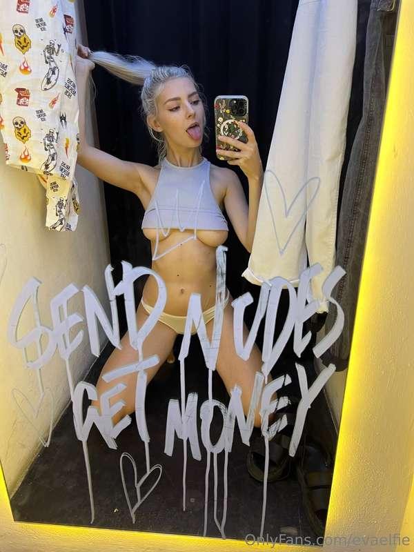 Send nudes? Get money?ngl, I might’ve just cracked the life ..