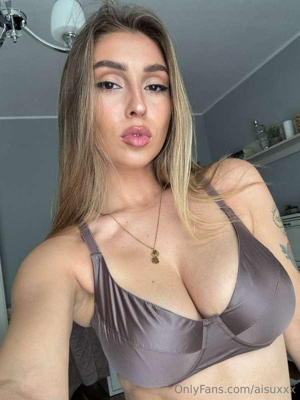 Is confidence a gift or a choice every day? 🔥