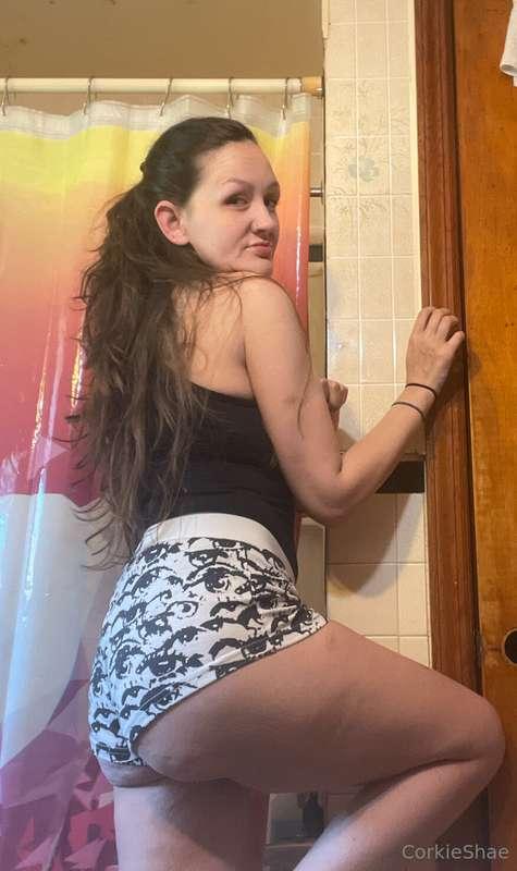 Sneaky peak??? 😌💋👅🥵