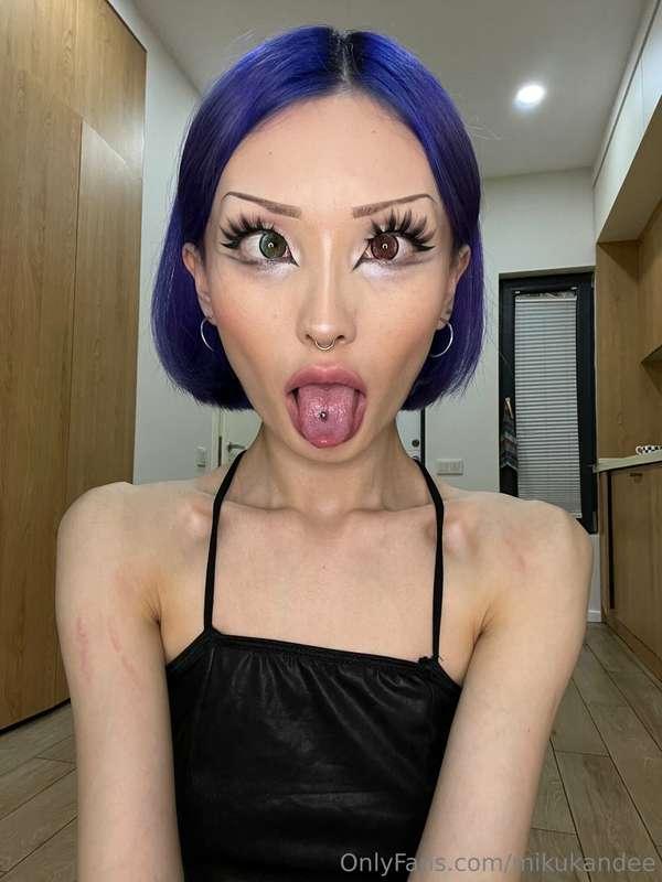 choose ur character for today 👉👈
