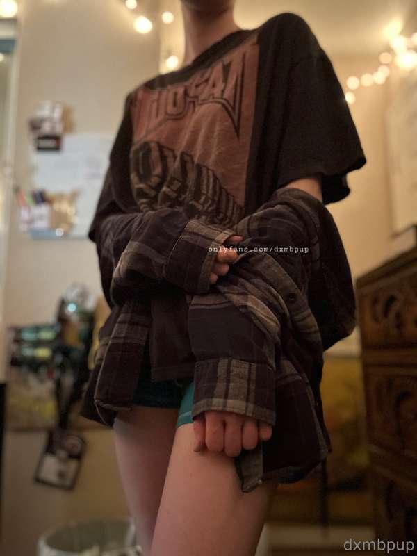 tomboys deserve tummy kisses too