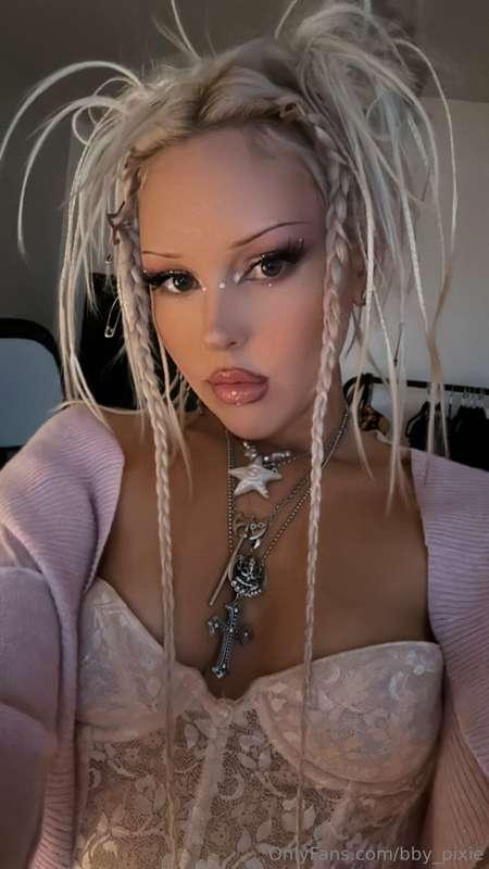 sorry i've been away..... spam my page with likes and ill se..