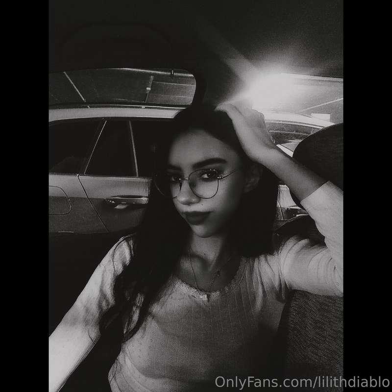 Hello love have a nice day🖤😊 Are you horny?? 😍👹
Do you like ..