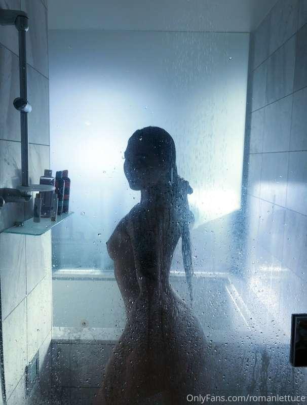 hop in baby, the water’s fine💧