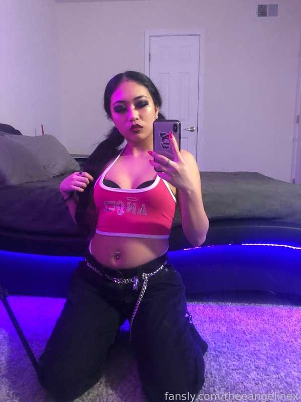 theeangelinex image #9