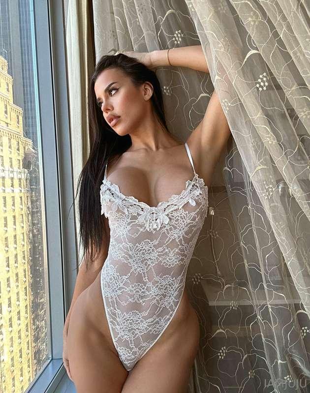 Want to spoil me babe 😈 😘