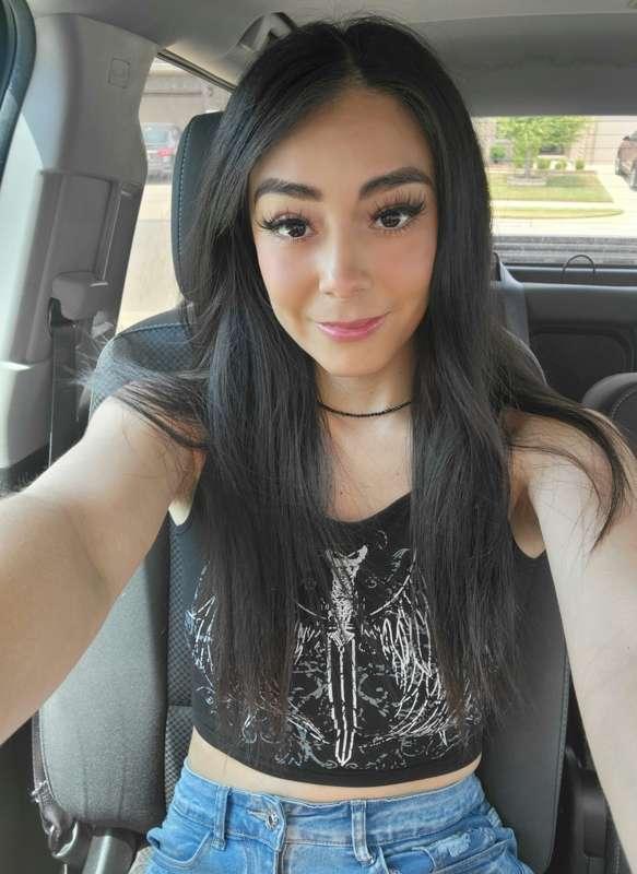 I make the perfect passenger princess 👸🏻 🥰 don't ya think?