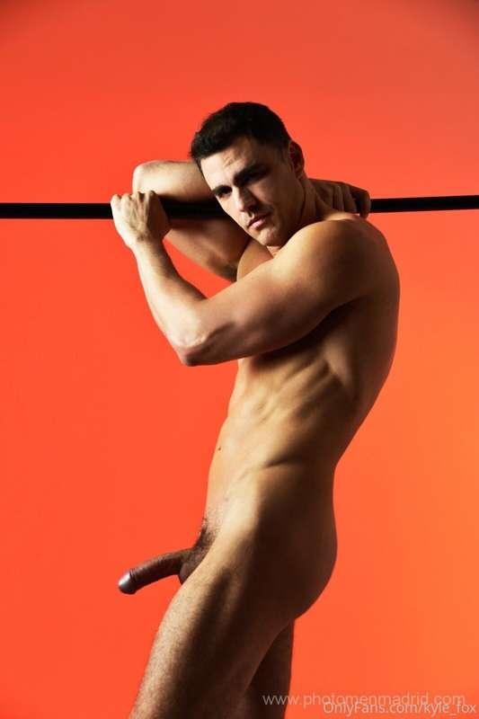 By @photomenmadrid