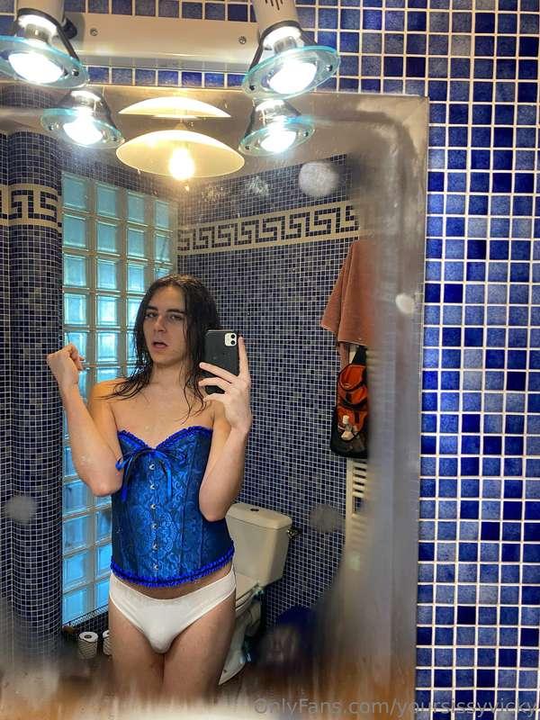 yoursissyvicky image #0