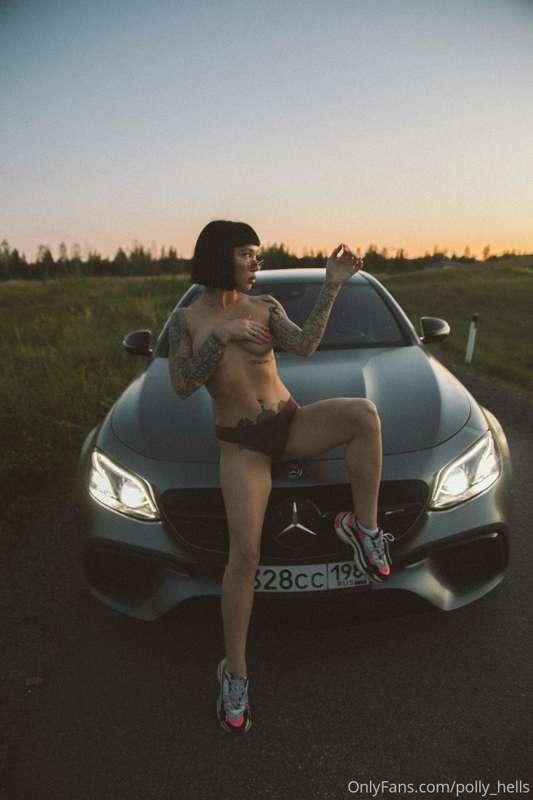 Let's go for a ride? 😏😍