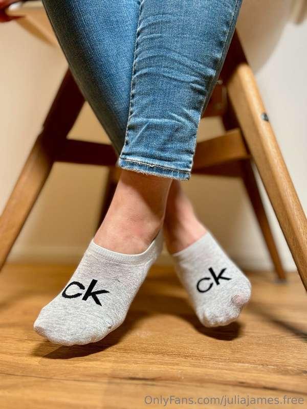 Do you want to see the other 21 pictures of the series? Chec..