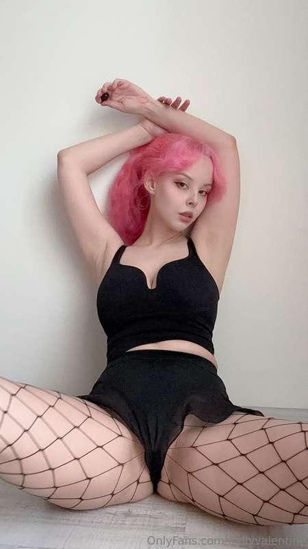 hellyvalentine image #30