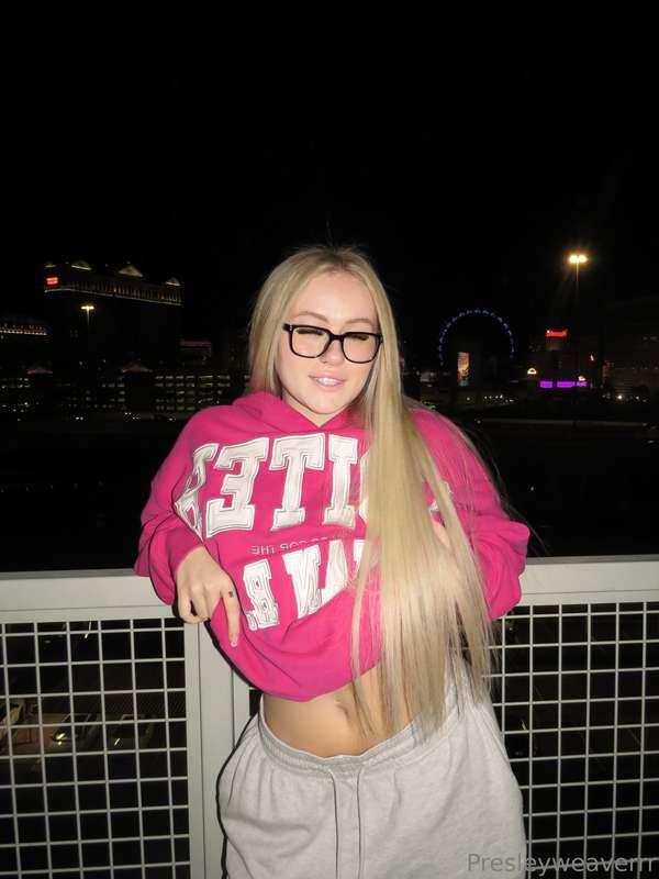 Live while we're y0ung 😋