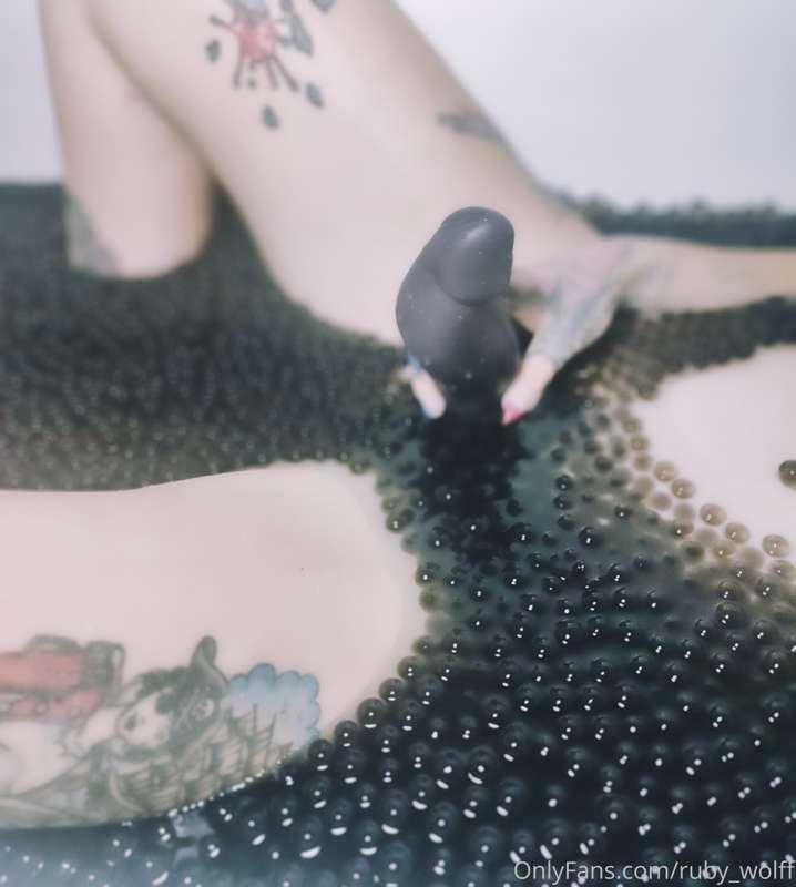 ## 7 MINUTE CUM VIDEO!!! 
## LATEX HOOD! BAD DRAGON! ORBEEZ ..