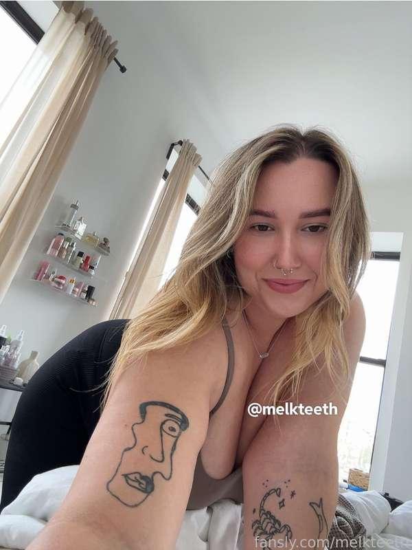 the face/ the hairy pussy 

would you cum in my fat pussy or pretty face? 

subscribe for $5 🩷

#bbw #thick #chubby #biggirl #hairupussy #pussy #vagina #thickass #tattoos #hot #curvy #thickass #bbwpussy #pretty #fyp 