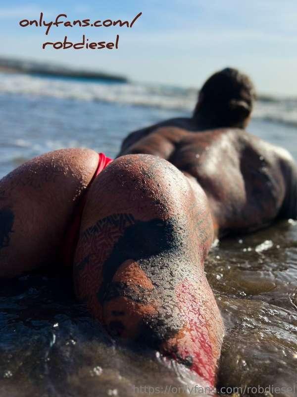 NEW HOT PHOTOSESSION 📸ON THE BEACH 🌊🌴🏖️☀️☀️☀️
Give a tip if ..