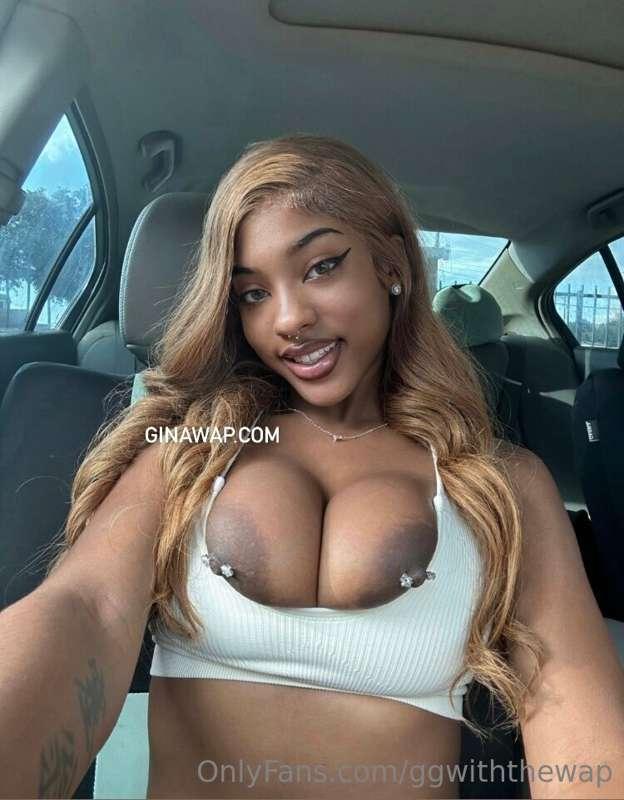 Made ya look 😩